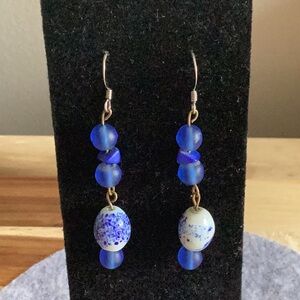 Fashion earrings     E